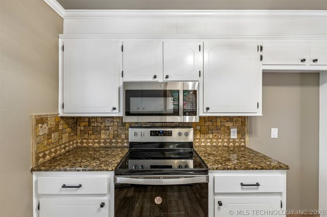813 E Teresa Avenue, Sapulpa, OK 74066