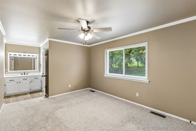 813 E Teresa Avenue, Sapulpa, OK 74066
