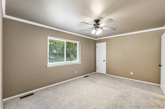 813 E Teresa Avenue, Sapulpa, OK 74066