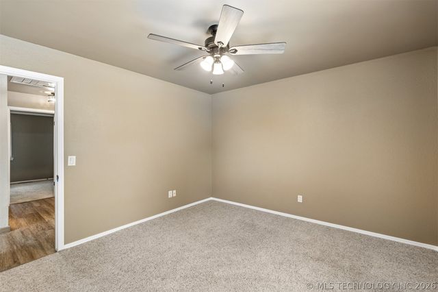 813 E Teresa Avenue, Sapulpa, OK 74066
