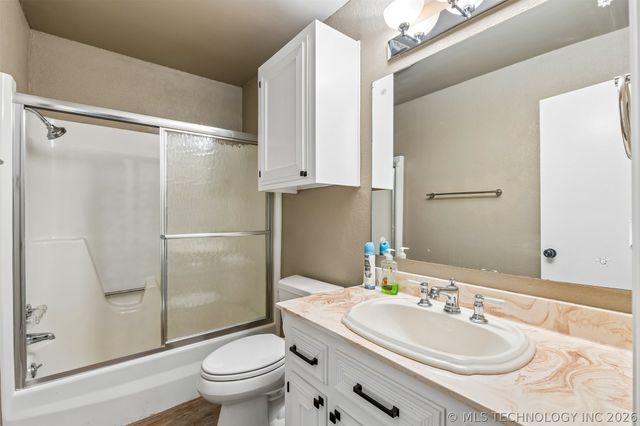 813 E Teresa Avenue, Sapulpa, OK 74066