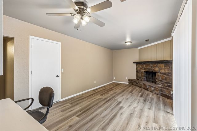 813 E Teresa Avenue, Sapulpa, OK 74066