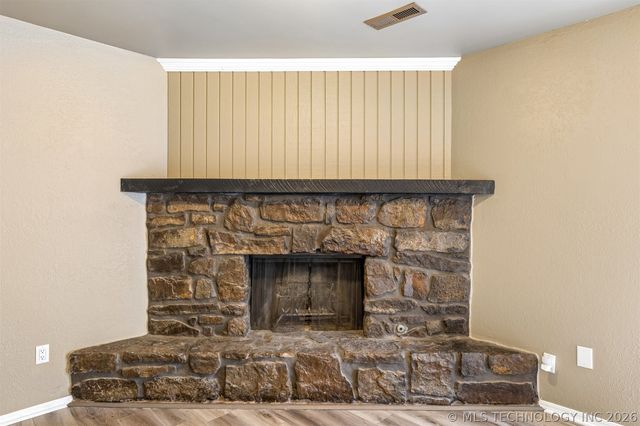 813 E Teresa Avenue, Sapulpa, OK 74066