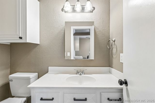 813 E Teresa Avenue, Sapulpa, OK 74066