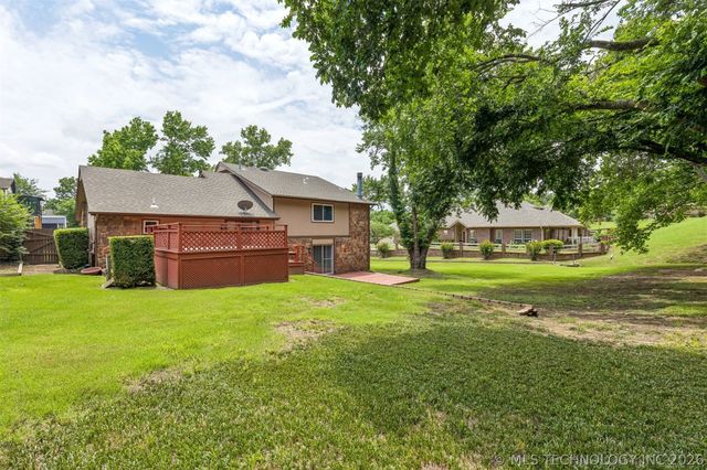 813 E Teresa Avenue, Sapulpa, OK 74066