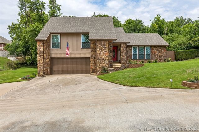 813 E Teresa Avenue, Sapulpa, OK 74066