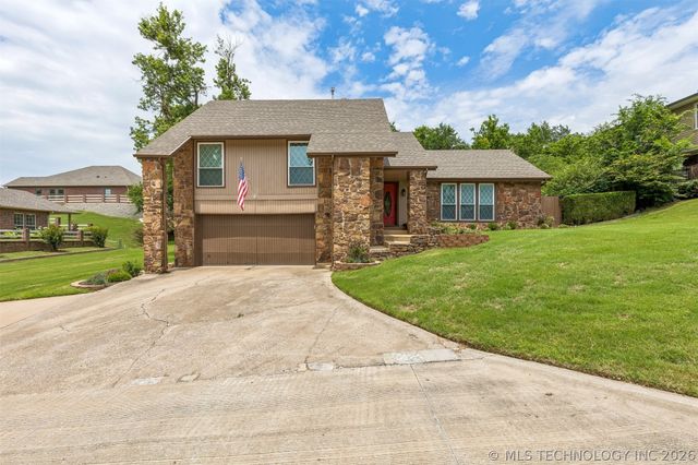 813 E Teresa Avenue, Sapulpa, OK 74066