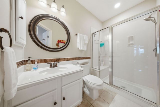 126 Juniper Ln, Boerne, TX 78006