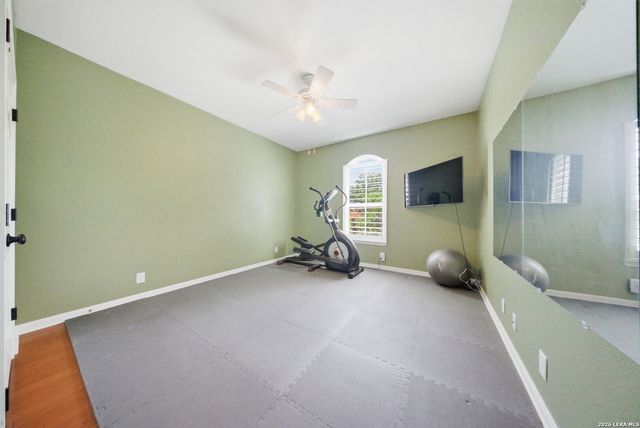 126 Juniper Ln, Boerne, TX 78006