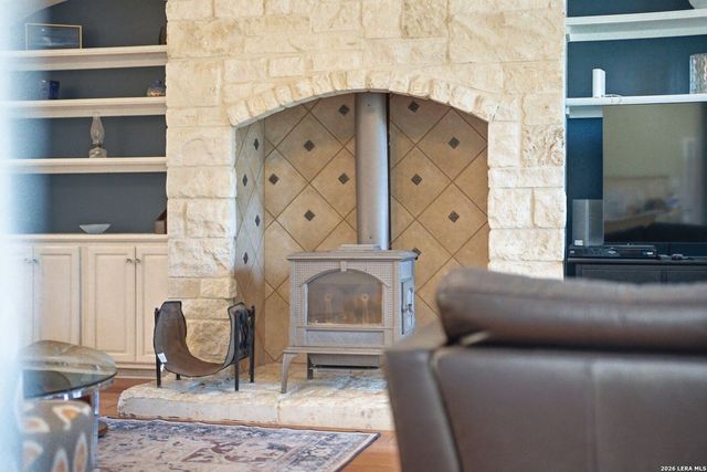 126 Juniper Ln, Boerne, TX 78006