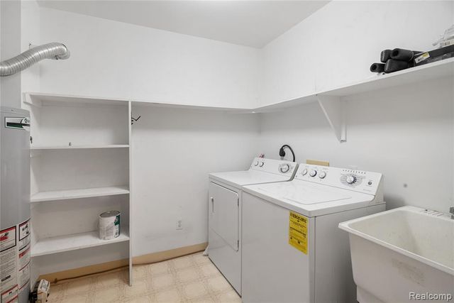 42789 Lilley Pointe Drive, Canton, MI 48187