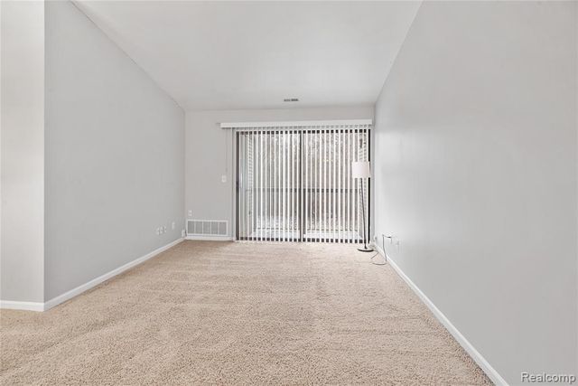 42789 Lilley Pointe Drive, Canton, MI 48187