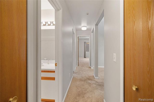 42789 Lilley Pointe Drive, Canton, MI 48187