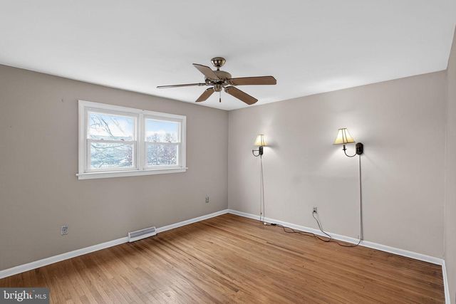 523 WIGARD AVE, Philadelphia, PA 19128