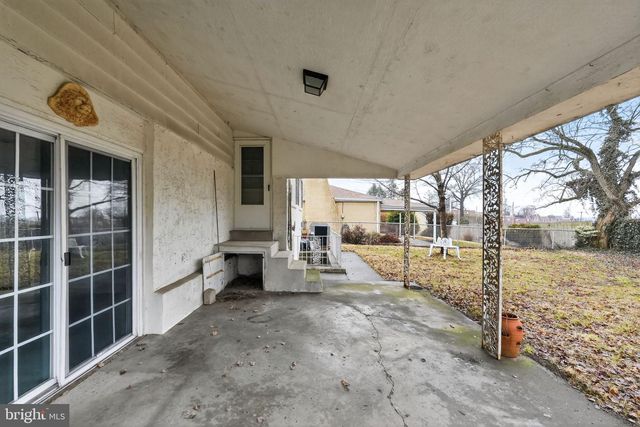 523 WIGARD AVE, Philadelphia, PA 19128