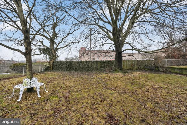 523 WIGARD AVE, Philadelphia, PA 19128