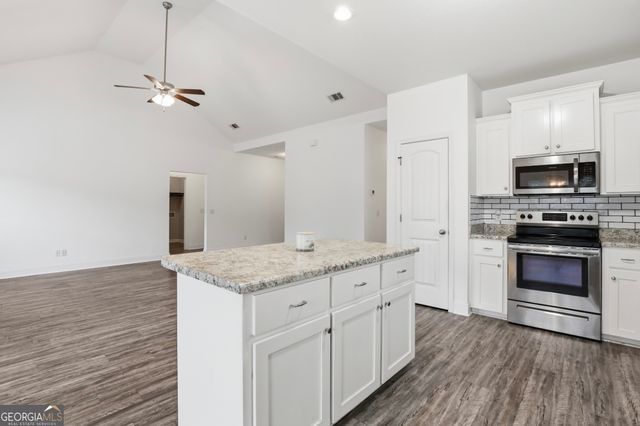 9067 Whispering Pines Boulevard, Statesboro, GA 30458