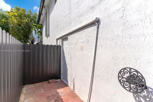 14848 SW 180th St, Miami, FL 33187