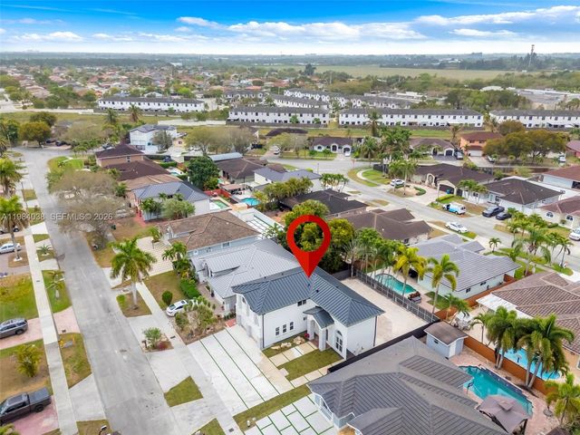 14848 SW 180th St, Miami, FL 33187