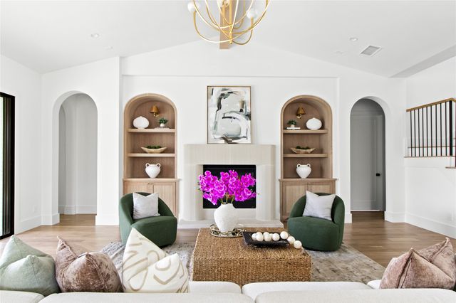 8703 Redondo Drive, Dallas, TX 75218