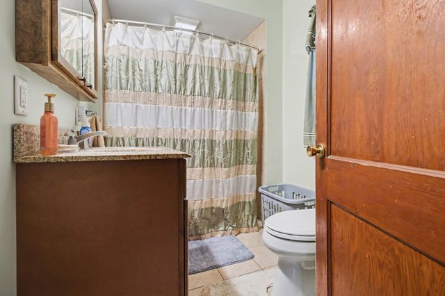 256 St Marys Lake, Battle Creek, MI 49017