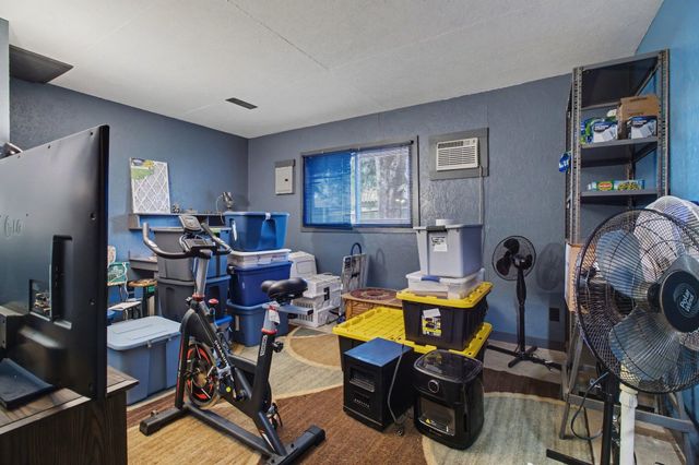 256 St Marys Lake, Battle Creek, MI 49017