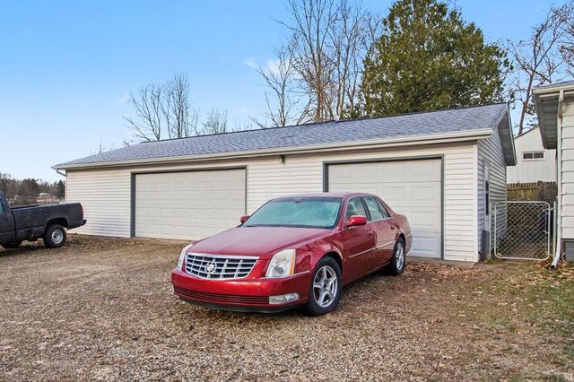 256 St Marys Lake, Battle Creek, MI 49017