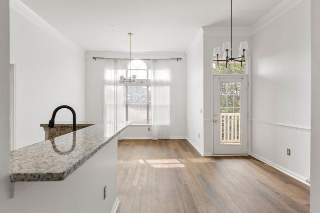 2700 Pine Tree Road NE 1317, Atlanta, GA 30324