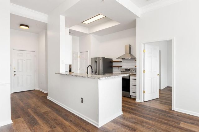 2700 Pine Tree Road NE 1317, Atlanta, GA 30324