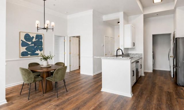 2700 Pine Tree Road NE 1317, Atlanta, GA 30324