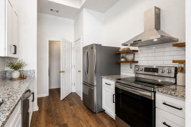 2700 Pine Tree Road NE 1317, Atlanta, GA 30324