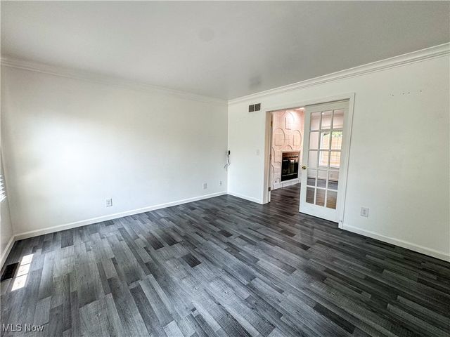 5123 Glenbrook Drive, Vienna, WV 26105