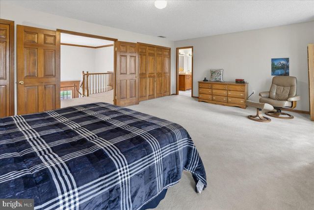 3 MANSION HILL DR, Ewing, NJ 08628