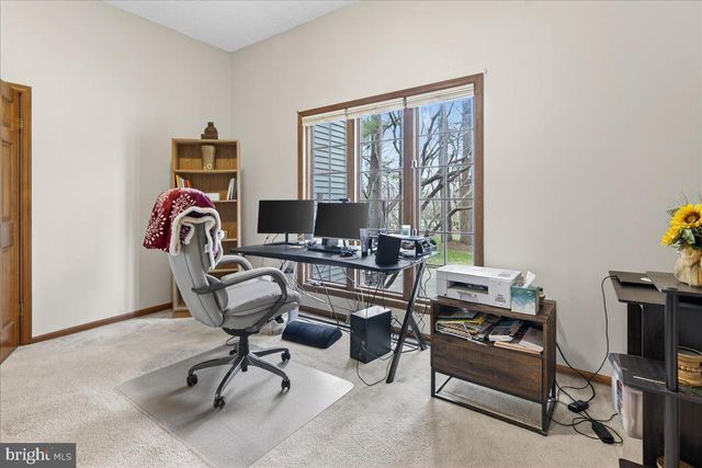 3 MANSION HILL DR, Ewing, NJ 08628