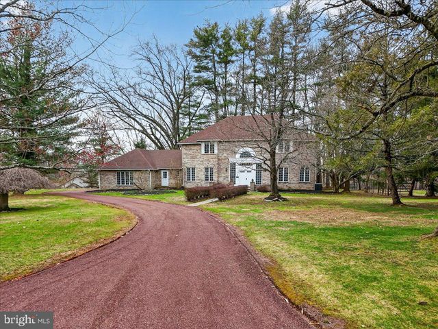 3 MANSION HILL DR, Ewing, NJ 08628