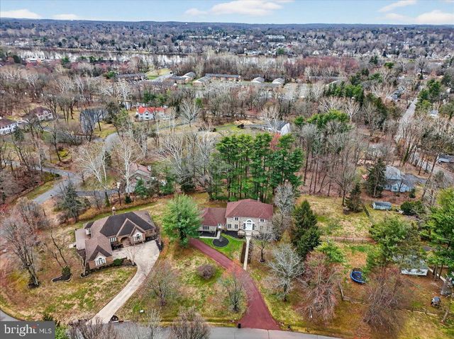 3 MANSION HILL DR, Ewing, NJ 08628