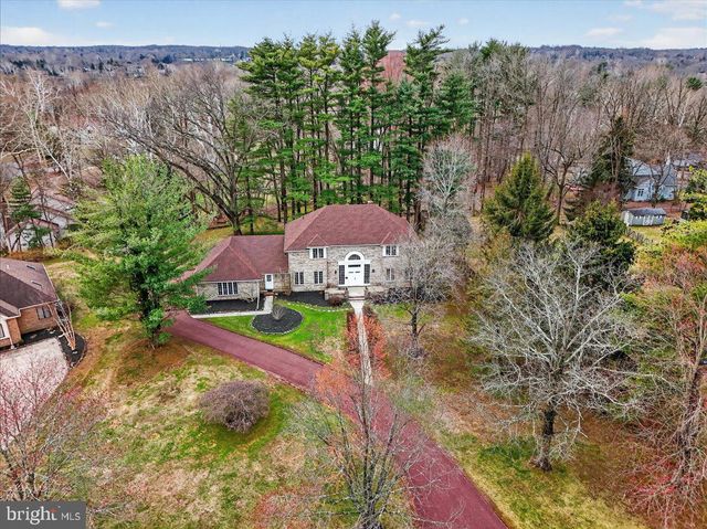 3 MANSION HILL DR, Ewing, NJ 08628