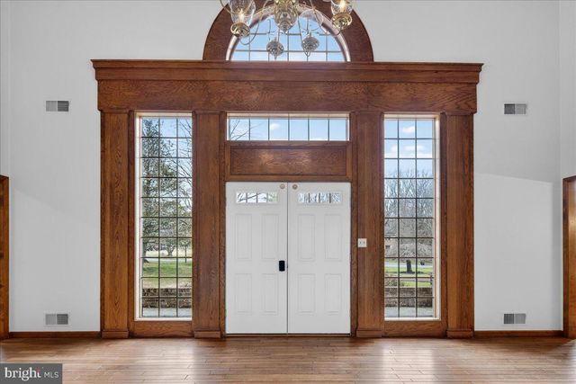 3 MANSION HILL DR, Ewing, NJ 08628