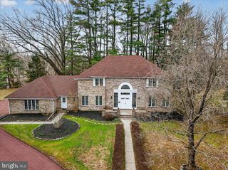 3 MANSION HILL DR, Ewing, NJ 08628