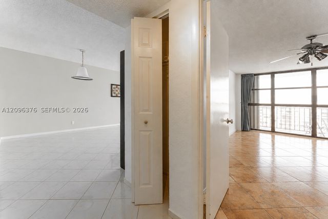 400 Leslie Dr 1117, Hallandale Beach, FL 33009