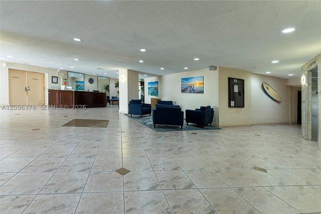 400 Leslie Dr 1117, Hallandale Beach, FL 33009