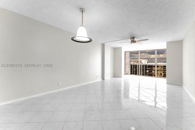 400 Leslie Dr 1117, Hallandale Beach, FL 33009