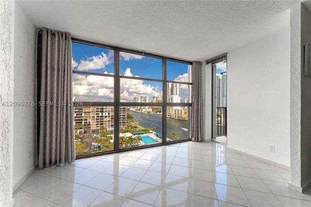 400 Leslie Dr 1117, Hallandale Beach, FL 33009