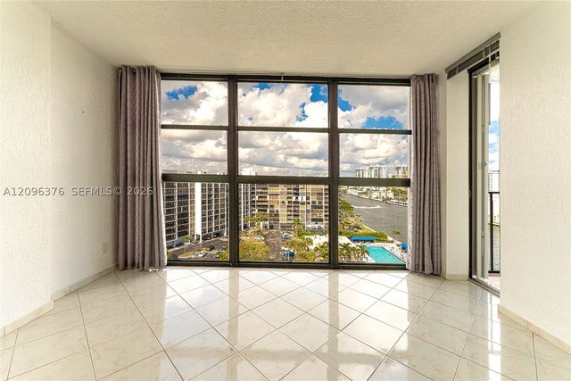 400 Leslie Dr 1117, Hallandale Beach, FL 33009