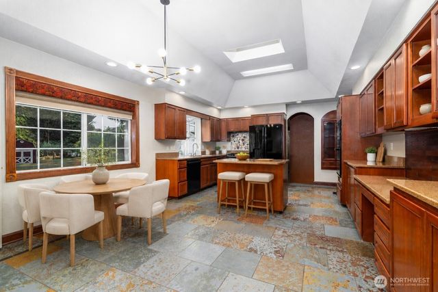 3223 Donnelly Drive SE, Olympia, WA 98501