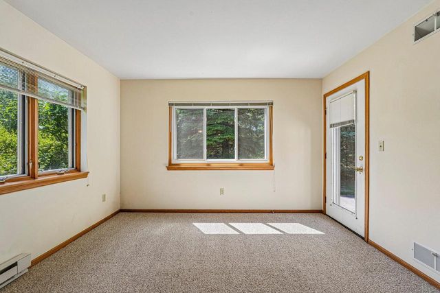 7017 W Hummingbird COURT, Milwaukee, WI 53223