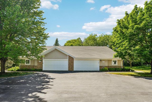 7017 W Hummingbird COURT, Milwaukee, WI 53223