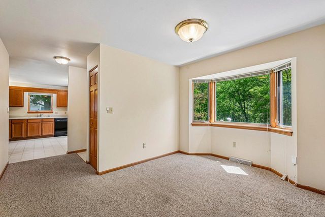 7017 W Hummingbird COURT, Milwaukee, WI 53223