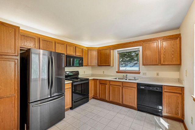 7017 W Hummingbird COURT, Milwaukee, WI 53223