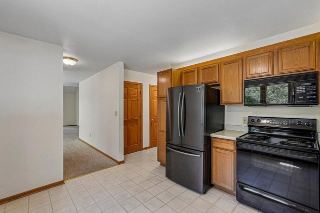 7017 W Hummingbird COURT, Milwaukee, WI 53223